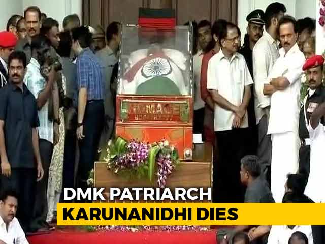 Karunanidhi Burial At Marina Beach? Hearing To Resume At 8 AM