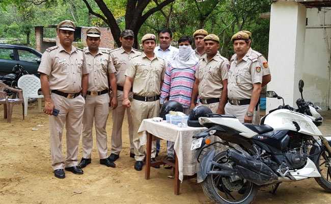 दक्षिण दिल्ली : 146 पुलिस कर्मियों की टीम; 2 झपटमार, पकड़ा गया एक!