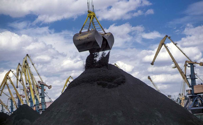 Hurting For Buyers, US Coal Miners Are Learning To Love India