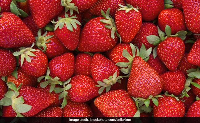 Strawberry helps you lose weight