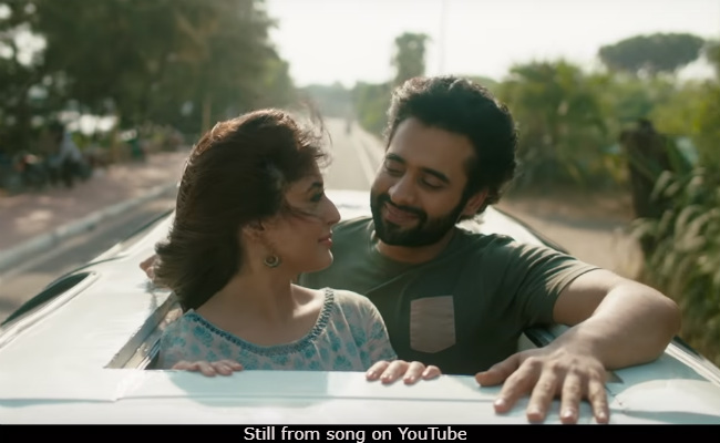 Lata Mangeshkar 'Doesn't Even Want To Hear' Atif Aslam's <I>Chalte Chalte</i>. She Sang The Original