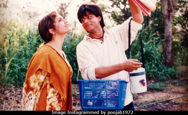 Shah Rukh Khan And Pooja Bhatt In Such A Cute Pic From 22 Years Ago. Bonus - <I>Kuch Kuch Hota Hai</i> Trivia