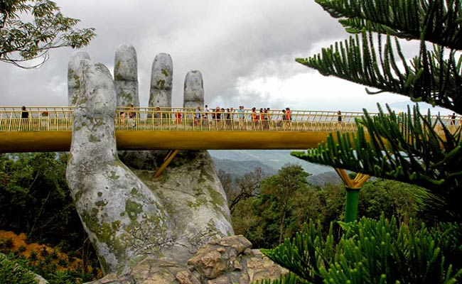 Concrete 'Hands Of The Gods' Hold Vietnam's Golden Bridge. Pics Are Viral