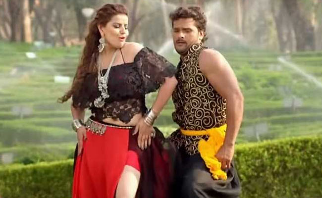 Video: खेसारी लाल यादव ने 'सोन चिरैया' मधु शर्मा संग इश्क के देखे ख्वाब, धमाल केमिस्ट्री हुई वायरल