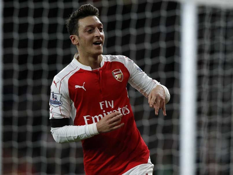 Mesut Ozil To Travel With Arsenal To Singapore Mesut Ozil To Travel With Arsenal To Singapore