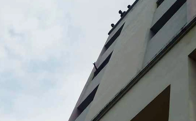 12-Hour Hostage Situation In Bhopal Ends With Model Agreeing To Marriage