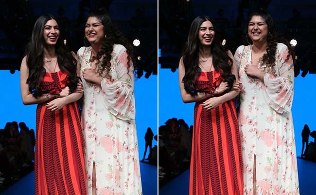 Khushi And Anshula Kapoor Look Stunning As They Come To Watch Janhvi Kapoor At Lakme Fashion Week