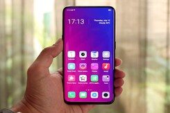 Oppo Find X First Look: Hidden Camera Mechanism, Snapdragon 845, And More Oppo Find X First Look: Hidden Camera Mechanism, Snapdragon 845, And More