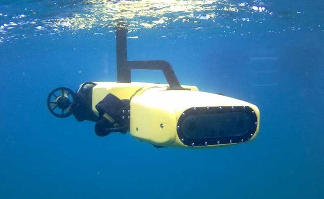 Australia Unveils Starfish-Killing Robot To Protect Great Barrier Reef