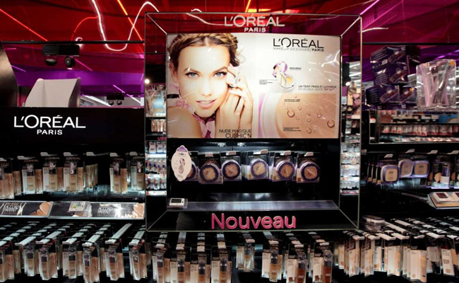 L'Oreal Teams Up With Facebook To Develop Augmented Reality Make-Up Tests