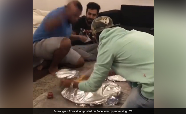 VIDEO: ईद पर दावत लूटने गया था दोस्त के घर, प्लेट को खोलकर देखा तो चीखते हुए निकला बाहर