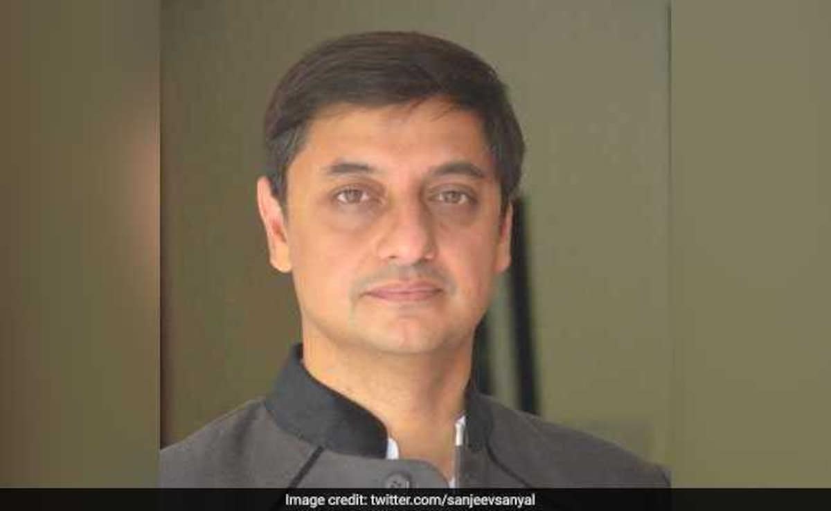 Economist Sanjeev Sanyal Accepts Chancellorship Of Pune's Gokhale Institute