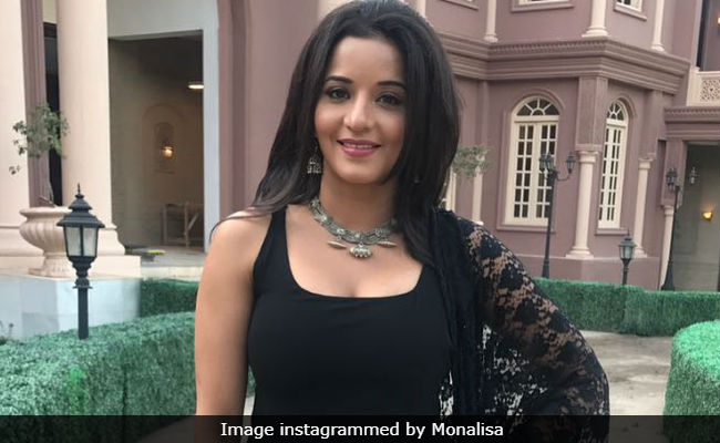 <i>Bigg Boss</i>' Monalisa Loves Pranking Co-Stars On The Sets Of <i>Nazar</i>. She Has A Favourite