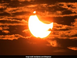 Solar Eclipse 2019: अगले महीने 26 तारीख को लगेगा साल का अंतिम सूर्य ग्रहण, इस दौरान इन बातों का रखें ध्यान... Solar Eclipse 2019: अगले महीने 26 तारीख को लगेगा साल का अंतिम सूर्य ग्रहण, इस दौरान इन बातों का रखें ध्यान...