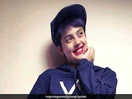 Women Dance To Show Support To Iranian Teen Arrested Over Instagram Clips Women Dance To Show Support To Iranian Teen Arrested Over Instagram Clips