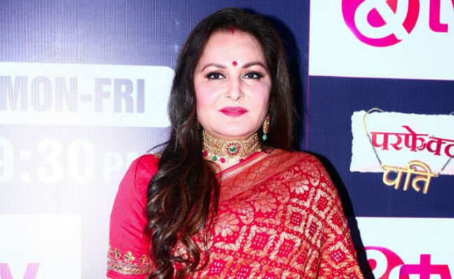 Amitabh Bachchan's <I>Kaun Banega Crorepati</I> Clashes With Jaya Prada's Television Debut. Actress Sends Best Wishes To Big B