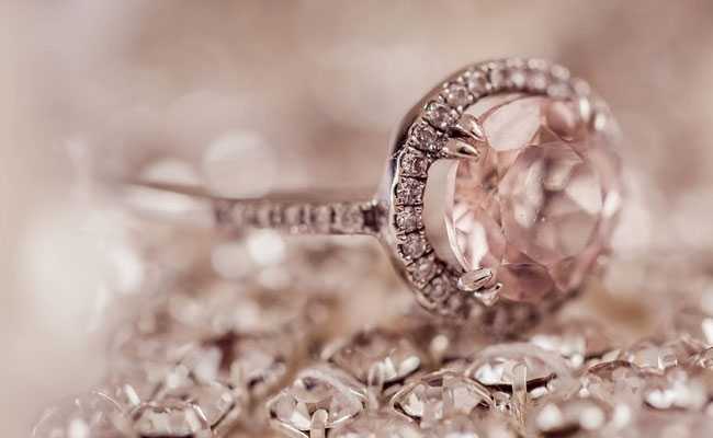 "Pink Panther" Thieves Wanted By Interpol Found In Serbia After 15 Years