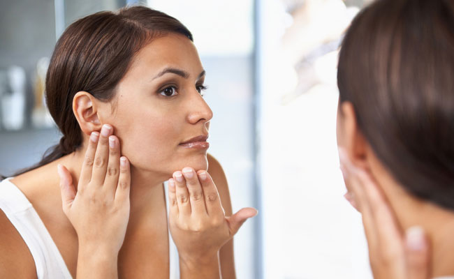 Skincare tips: Too much exposure to blue light can affect your skin health