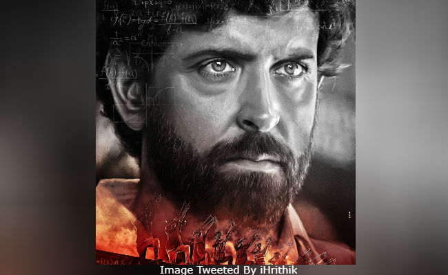 Teacher's Day 2018: Hrithik Roshan Looks Convincing As Anand Kumar In <i>Super 30</i> First Look Poster