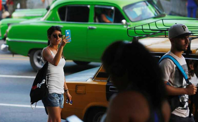 Internet On Mobile Phones Now A Reality In Communist-Run Cuba