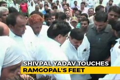 Akhilesh Yadav's Estranged Uncles Came Face-to-Face. Then This Happened Akhilesh Yadav's Estranged Uncles Came Face-to-Face. Then This Happened