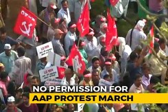 Left Joins AAP Stir Against Centre, Lockdown In Heart Of Delhi Left Joins AAP Stir Against Centre, Lockdown In Heart Of Delhi