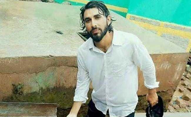 Army Questions 3 Jawans Over Killing Of Soldier Aurangzeb In Kashmir