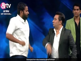 अहमद खान ने 3 साल बाद किया मार्शल आर्ट, बच्चों संग कुछ यूं की मस्ती... देखें Video अहमद खान ने 3 साल बाद किया मार्शल आर्ट, बच्चों संग कुछ यूं की मस्ती... देखें Video