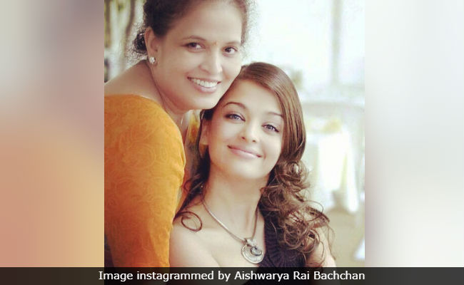 Aishwarya Rai Bachchan Showers Instagram Love For 'Mommy Darling' On Birthday