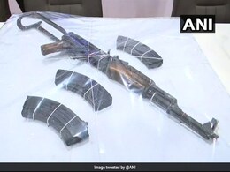 मुंबई : दाऊद गैंग के सदस्य के घर से मिली एके-56 राइफल मुंबई : दाऊद गैंग के सदस्य के घर से मिली एके-56 राइफल