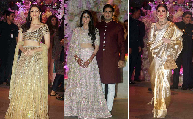 sachin and babi light blue dress Shloka Mehta shines in AJSK custom-made lehenga, exudes best of regalness  at Anant Ambani-Radhika Merchant's wedding