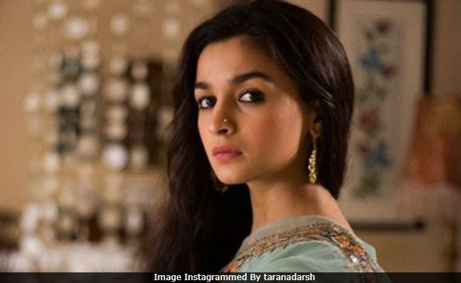 <i>Raazi</i>'s 100 Crore Makes Alia Bhatt Realise That With Box Office Power Comes Responsibility