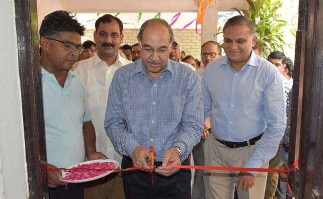 Seven Siblings, Also Alumni, Dedicate Their Home For AMU Incubation Centre
