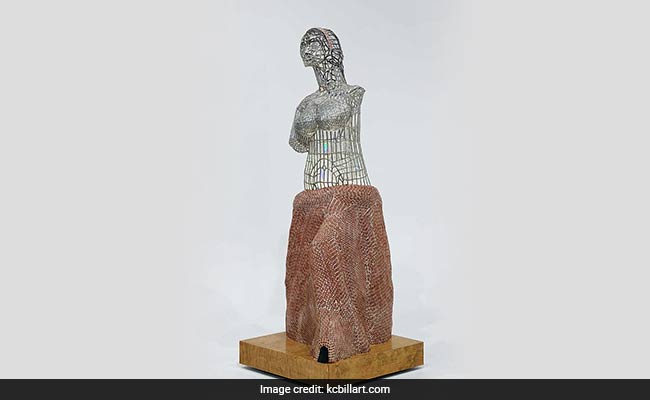 Parents Billed $132,000 After 5-Year-Old Son Knocks Over Glass Sculpture