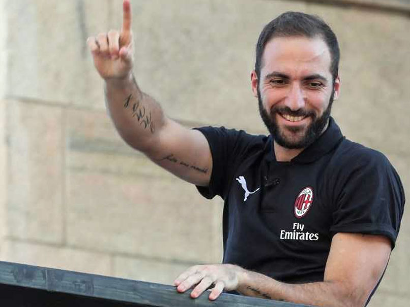 Gonzalo Higuain Reveals Why He Chose AC Milan Over Chelsea