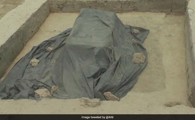 In Uttar Pradesh, 4,000-Year-Old Chariots And Coffins Found