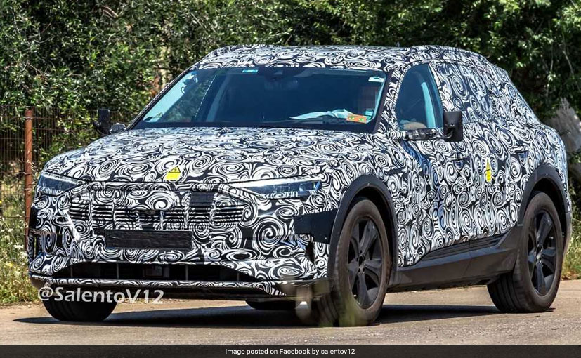 Audi E-Tron Quattro Spied With Virtual Exterior Mirrors