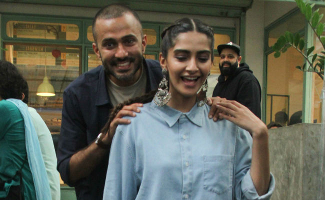 Sonam Kapoor's Husband Anand Ahuja Explains Their Idea Of Romance In Long-Distance Marriage