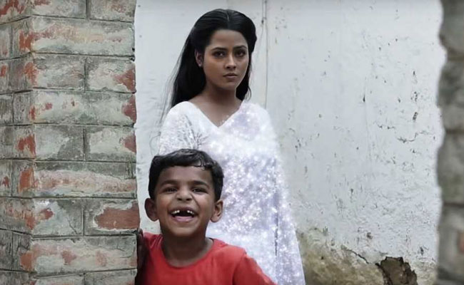 हॉरर कॉमेडी ‘घूंघट में घोटाला’ में यूं बदला लेगी हसीन भूतनी उड़ जाएंगे होश, देखें Video