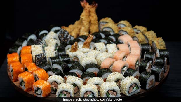 Bring Out The Foodie In You And Try These Biggest Foods In Delhi