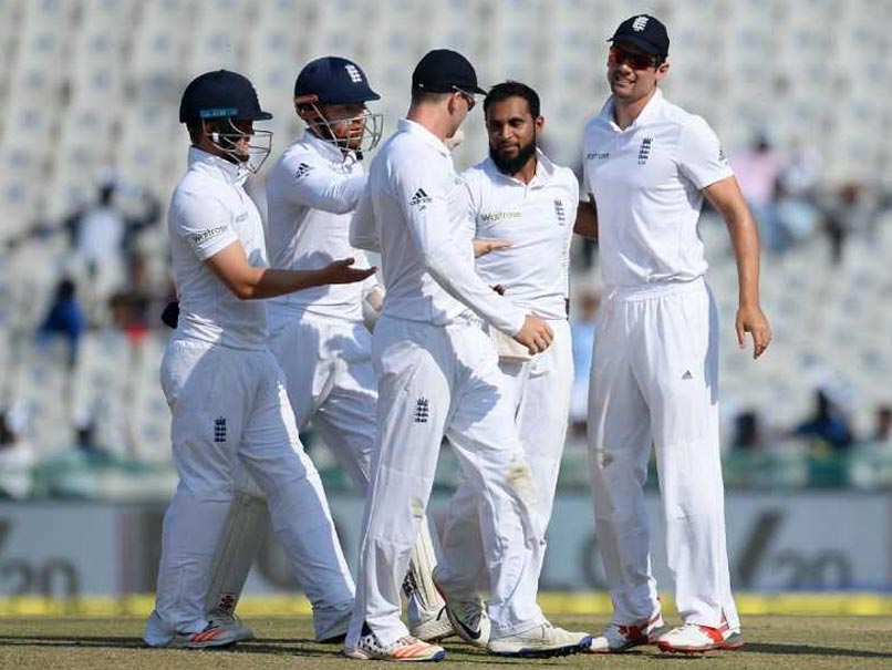 Alastair Cook Backs Adil Rashid To Handle Pressure Of India Test Alastair Cook Backs Adil Rashid To Handle Pressure Of India Test