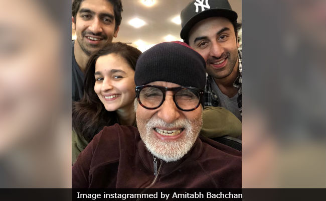 Amitabh Bachchan Says He's A 'Misfit' On The Sets Of <i>Brahmastra</i>