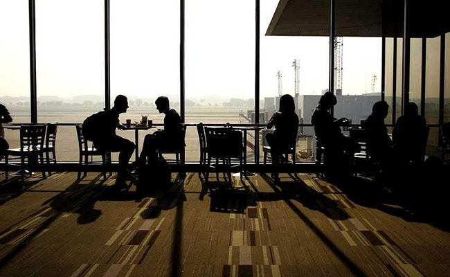 Hike Service Fee On Domestic Flyers By Rs 20 To Clear CISF Dues: Panel