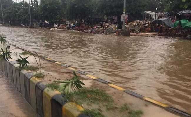 दिल्ली सहित उत्तर और पूर्वोत्तर राज्यों में अगले दो दिनों तक हो सकती है भारी बारिश