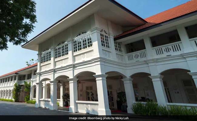 Trump To Meet With Kim Jong Un At Resort Hotel Off Coast Of Singapore, White House Says