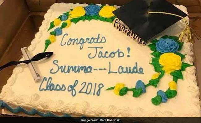Mom Orders 'Summa Cum Laude' Cake. Bakery Censors It To 'Summa ... Laude'