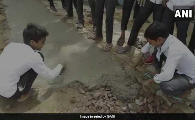 Haryana School Students Repair Roads; "Beaten Up If We Refuse," They Say
