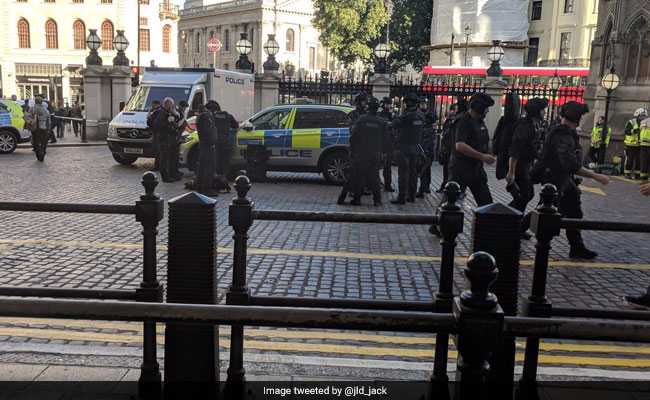 Man Who Claimed He Had A Bomb At London Rail Station Arrested