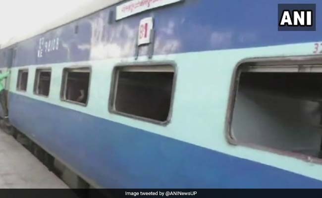 UP Police Aspirants Vandalise Train, Run Away With Pillows, Blankets