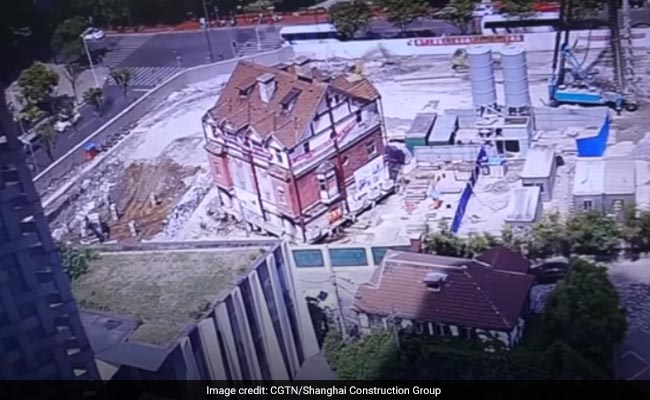 Watch: 98-Year-Old Building Moved 54 Metres, Rotated Nearly 90 Degrees In China